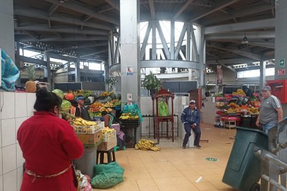 Los ladrones se habrían quedado dentro del lugar para atracar.