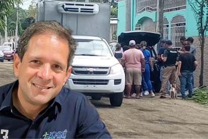 Agentes de Criminalística inspeccionaron el vehículo de la víctima.