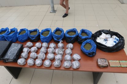 En el allanamiento se encontró droga valorada en 10 mil dólares.