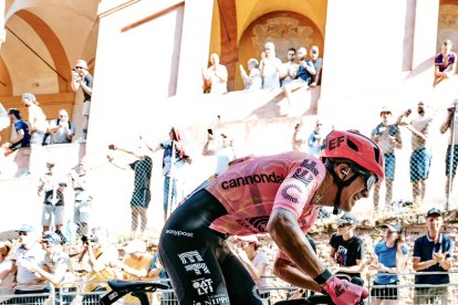 El ciclista carchense guerreó hasta el final pero poco o nada pudo hacer para ascender de puestos en la jornada, ni en la clasificación general.