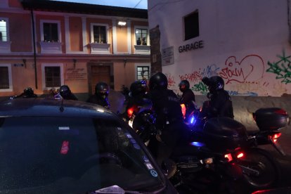 Se registraron cuatro personas detenidas.