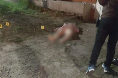 La víctima vivía con su madre.