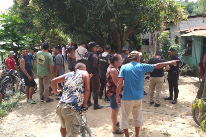 Los dos familiares fueron encontrados al interior de su domicilio, ubicado en el recinto Durán Chiquito, en Salitre.