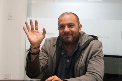 Juan Esteban se desempeña como  vocal del Consejo de Participación Ciudadana y Control Social.