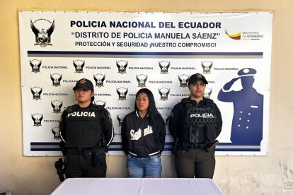 La mujer tiene cuatro antecedentes penales.