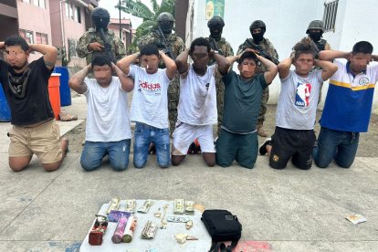 El operativo dejó varios detenidos en Manabí.