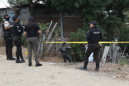 La Policía hizo el hallazgo de los restos humanos en Nueva Prosperina.