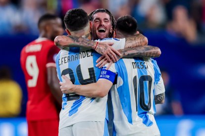 Argentina superó sin inconvenientes a Canadá y jugará la final de Copa América.
