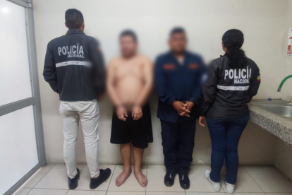 Dos presuntos extorsionadores fueron detenidos por la Policía.