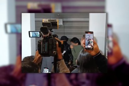 El pediatra fue detenido para investigaciones por el delito de pornografía con utilización de niños, niñas y adolescentes.