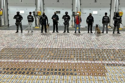 Los paquetes contenían distintos sellos y gráficos.