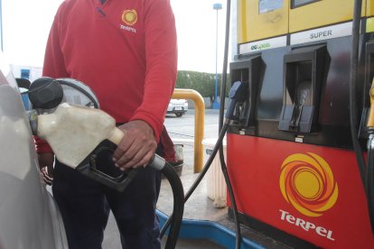 Desde este viernes 12 de julio las gasolinas Ecopaís y Extra suben de precio.