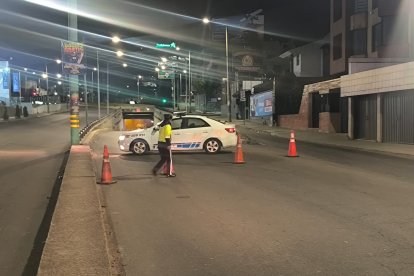 Un tramo de la avenida Simón Bolívar estuvo cerrado hasta pasadas las 7:00