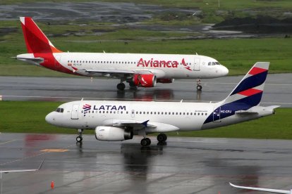 Varias aerolíneas ofrecen vuelos desde Guayaquil a Quito.
