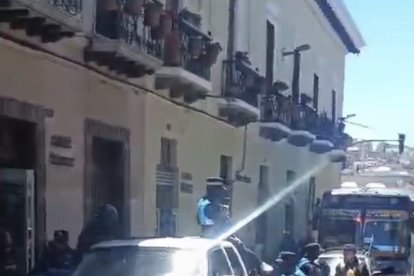 El hecho se registró en un operativo de control de espacio público.