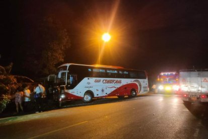 Las víctimas son miembros de una misma familia que abordaron el bus en Babahoyo.