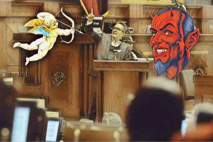 La intervención del expresidente del Consejo de la Judicatura duró más de tres horas en el Pleno de la Asamblea Nacional.