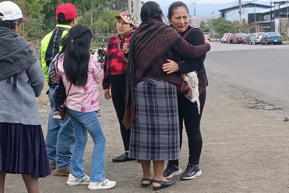 Los familiares de la mujer y niños fallecidos se enteraron del hecho en el Centro Forense.