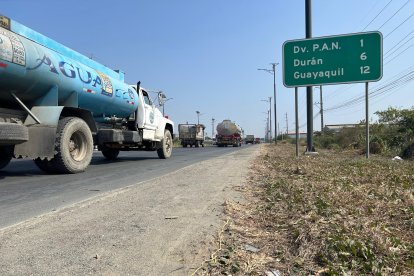 El asesinato ocurrió en la vía Durán-Tambo.