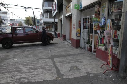 El sector donde ocurrió el hecho violento cuenta con diferentes tipos de negocios, como tiendas, bazares, panaderías, hoteles, entre otros.