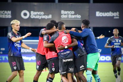 Independiente Jr y la alegría de dejar a un lado a Barcelona.