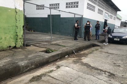 Dos de las víctimas perdieron la vida en el sitio. Otra murió horas más tarde.