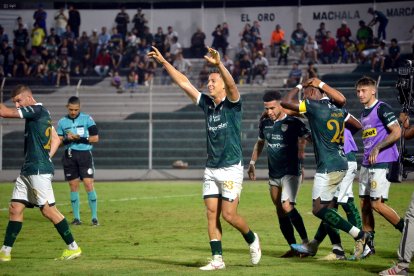 Miguel Parrales debutó con Orense y se mandó un doblete ante Aucas.