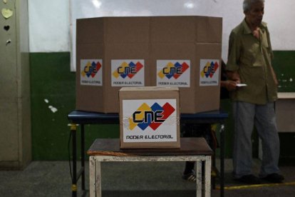 Aumentan las denuncias de fraude electoral en algunas localidades venezolanas.