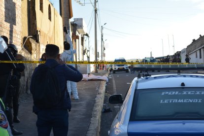 Dos muertes violentas se registraron en Ambato.