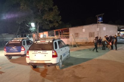 Los uniformados fueron alertados de la presencia del cadáver.