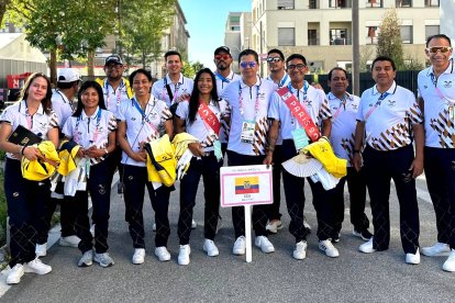 Los tricolores participaron emocionados de la ceremonia de clausura de París 2024.