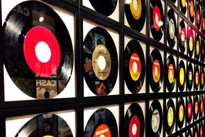 El 12 de junio se celebra el día internacional del disco de vinil.
