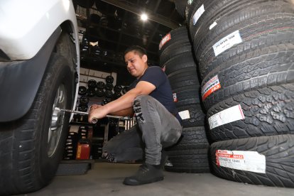 Los diferentes labrados de las llantas tienen función más que estética. Algunos funcionan mejor en terreno mojado o rocoso.