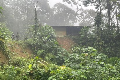 La nueva masacre ocurrió en una mina a una hora de la cabecera cantonal de Ponce Enríquez. 

La nueva masacre ocurrió en una mina a una hora de la cabecera cantonal de Ponce Enríquez.