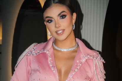 Dayanara es una cantante, modelo e influencer ecuatoriana.