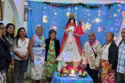 En Data de Villamil,  de Playas, devotos atribuyen milagros y el crecimiento de la fe  a La Churonita.