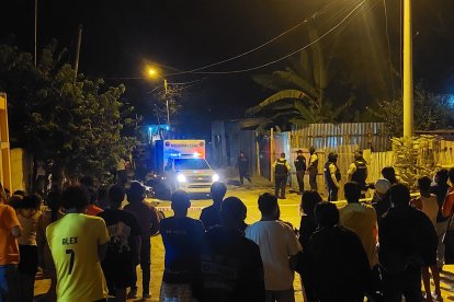 En el barrio Las Cumbres de La Libertad asesinaron a un hombre la noche del miércoles 21 de agosto de 2024.
ag - periodista
ag - granasa