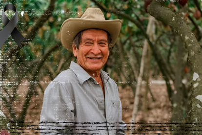 Ángel Vicente Urrutia, para del exfutbolista Patricio Urrutia.