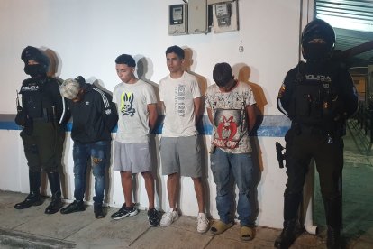 De estos cuatro detenidos por uno de los casos de secuestro, dos tienen antecedentes penales por robo y tráfico de drogas.