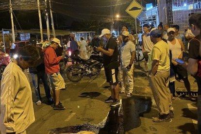 El aficionado presenció la premiación de su equipo y cuando iba a casa lo asesinaron.

ag - periodista
ag - granasa