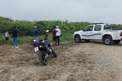 El cuerpo fue encontrado en la ciudadela Primero de Mayo, en la intersección de las calles Carchi y Atahualpa.