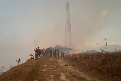 El incendio forestal se registró hace seis días en este cantón lojano.