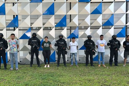La Policía informó que se detuvieron a un total de 17 integrantes de Comandos de la Frontera y Los Lobos.