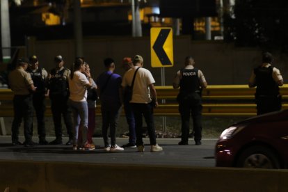 Una guía penitenciaria fue asesinada en la vía a Daule.