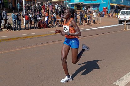 Cheptegei terminó en el puesto 44 en París.