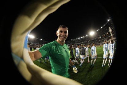 La selección de Argentina ganó 3-0 al seleccionado chileno.