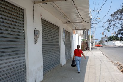 Por el corte de electricidad algunos locales permanecieron cerrados.