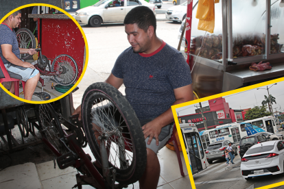 Javier Coveña adaptó el pedal de su bicicleta para hacer girar el horno de su asadero.