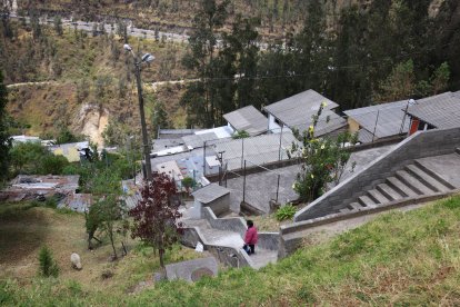 La mayoría de casas del barrio Bolaños está a unos 20 metros abajo de la vía Interoceánica.