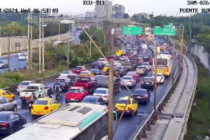 El ECU-911 compartió imágenes del congestionamiento vehicular de la mañana de este miércoles 11 de septiembre.